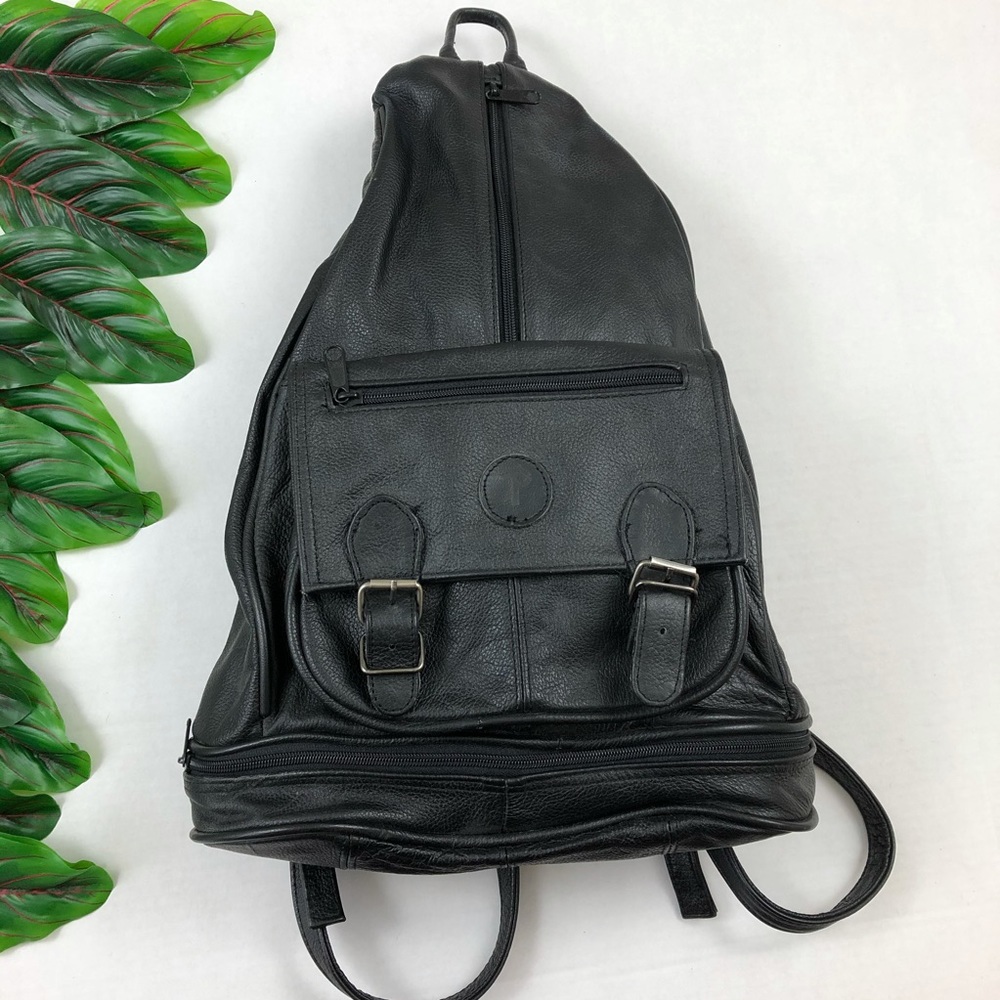 Black Leather Triangle Traveler’s Backpack Purse